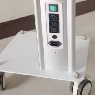 Design_Gezichtsstomer_facial_steamer_met_zwenkwielen_3.png